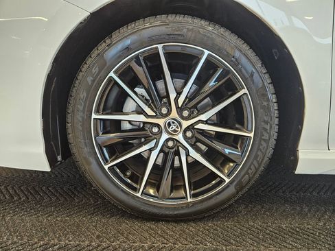 Used 2022 Toyota Camry SE image 12