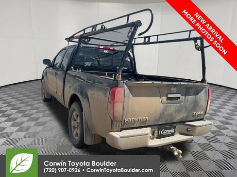 Used 2013 Nissan Frontier SV AWD/4WD image 5
