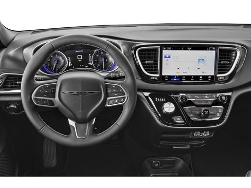 New 2026 Chrysler Voyager LX image 4