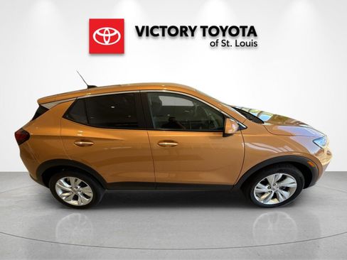 Used 2024 Buick Encore GX Preferred FWD image 2
