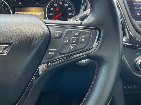 Used 2024 Chevrolet Equinox RS w/ RS Leather Package image 19