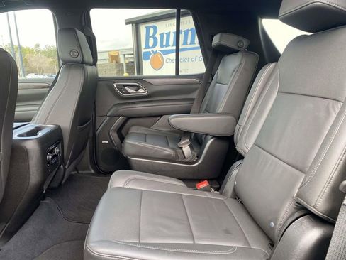 Used 2022 Chevrolet Tahoe LT w/ Luxury Package image 12