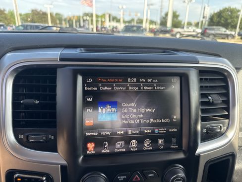 Used 2017 RAM 1500 Big Horn AWD/4WD image 16