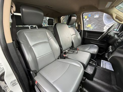 Used 2019 RAM 2500 Tradesman RWD image 34