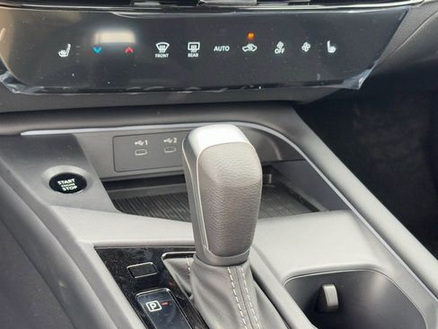 New 2026 Nissan Sentra SV FWD image 26