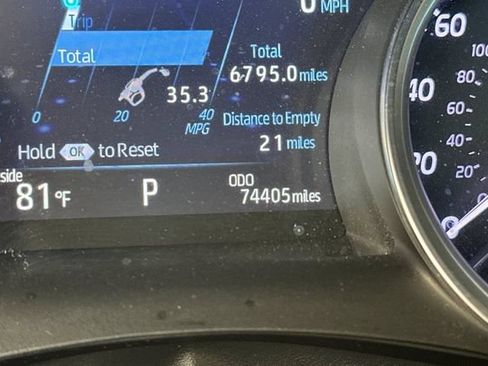 Used 2018 Toyota Camry XLE w/ Audio Package FWD image 29
