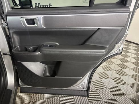 Used 2024 Hyundai Santa Fe SEL FWD image 29