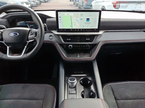 Used 2025 Ford Explorer ST AWD/4WD image 15