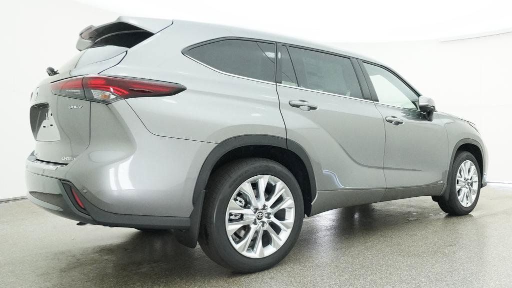 New 2026 Toyota Highlander Limited AWD/4WD image 17