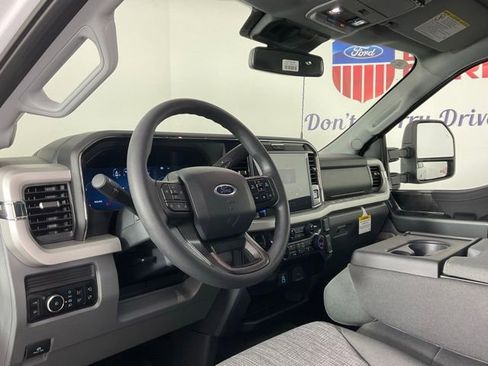 New 2026 Ford F250 XLT w/ XLT Premium Package image 13