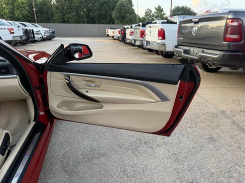 Used 2014 BMW 428i xDrive Convertible AWD/4WD image 17