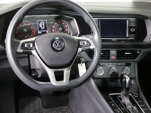 Used 2021 Volkswagen Jetta S image 9