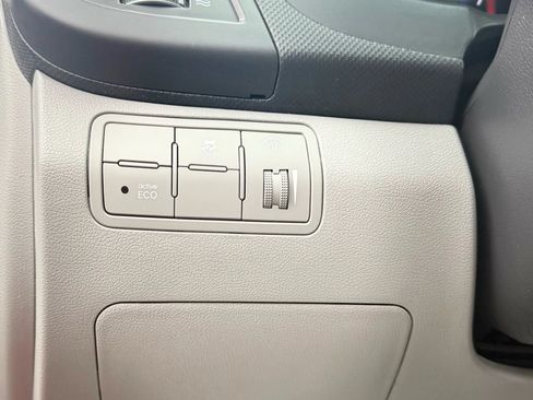 Used 2017 Hyundai Accent Value Edition FWD image 21