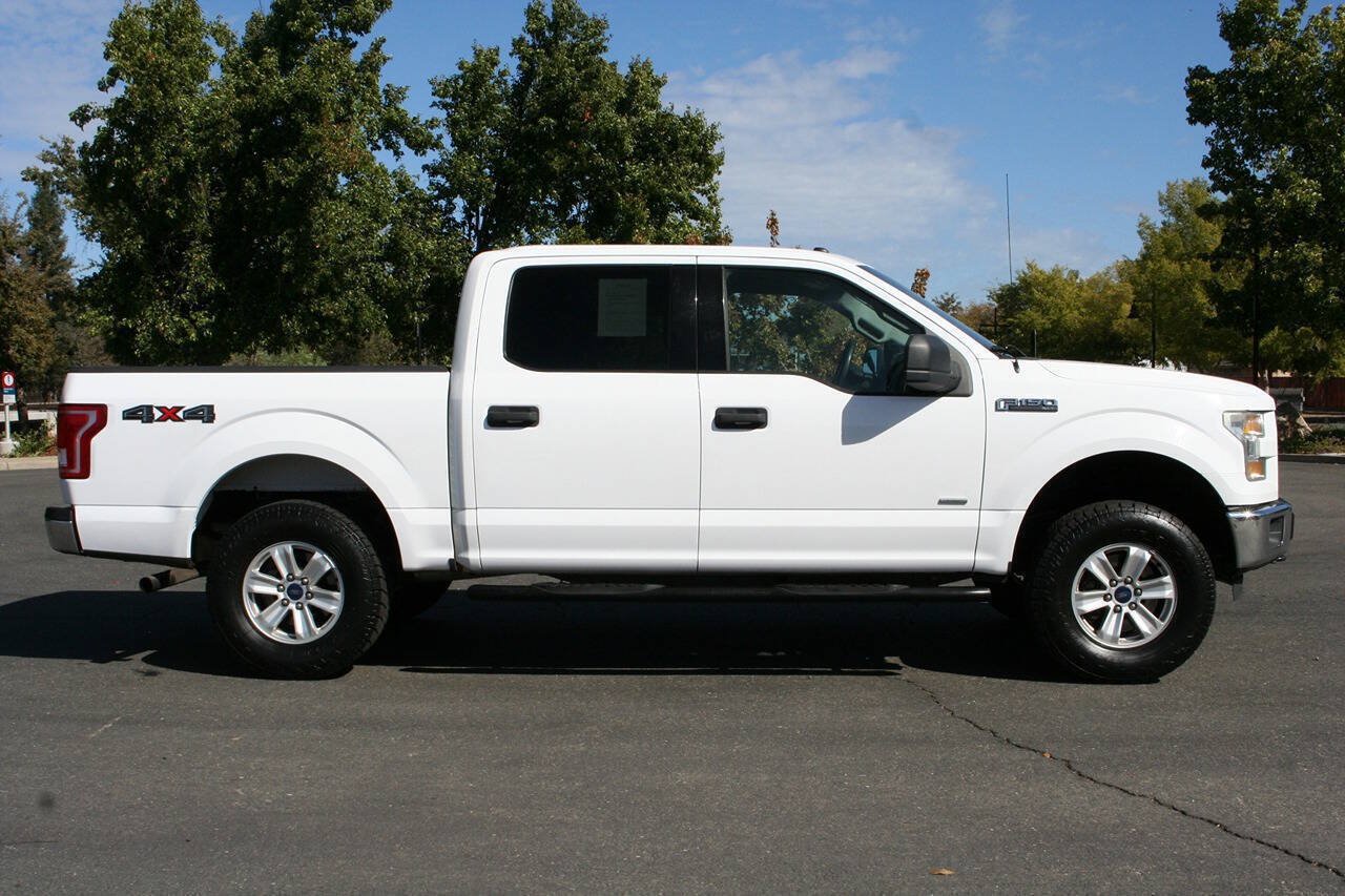 Used 2016 Ford F150 XLT AWD/4WD image 3
