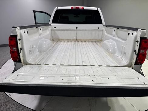 Used 2018 Chevrolet Silverado 1500 W/T w/ Trailering Package AWD/4WD image 23