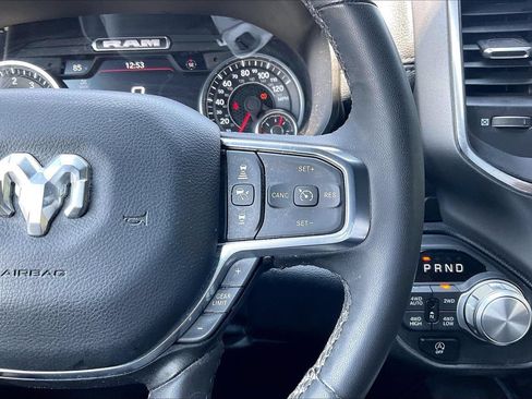 Used 2025 RAM 1500 Laramie w/ Sport Appearance Package AWD/4WD image 32