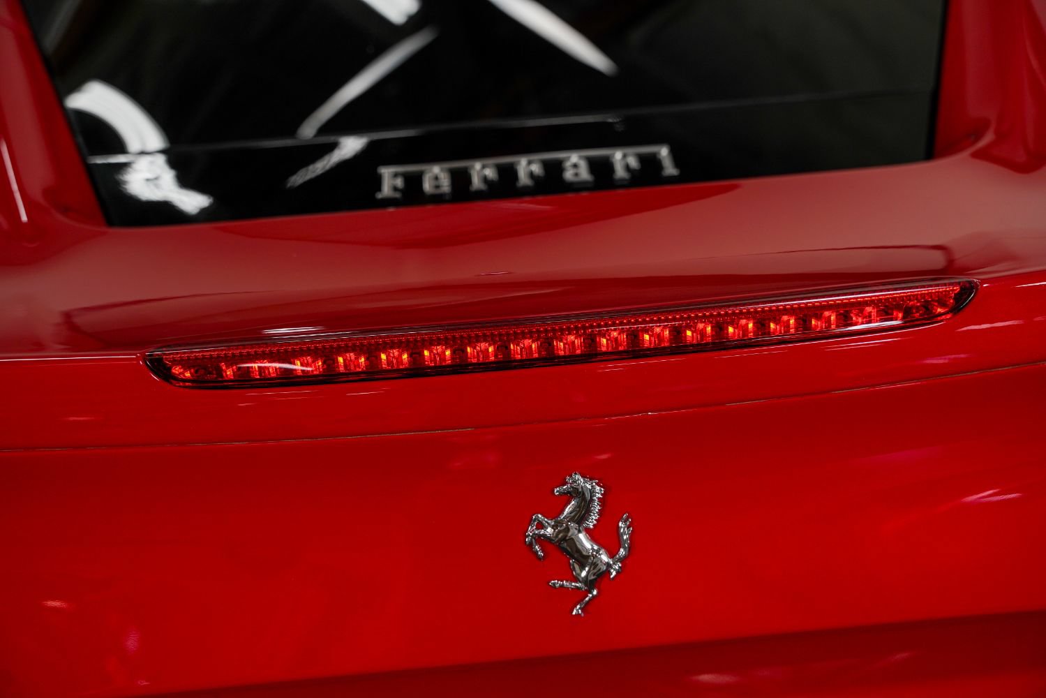 Used 2016 Ferrari 488 GTB RWD image 21