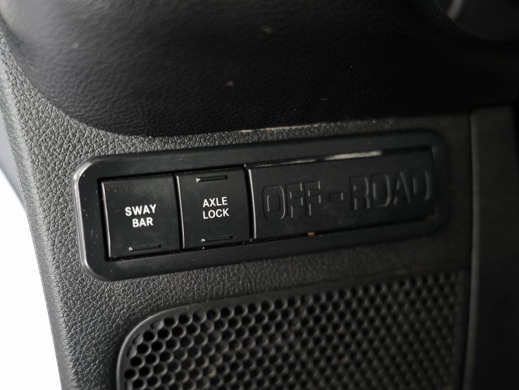 Used 2012 Jeep Wrangler Rubicon AWD/4WD image 41