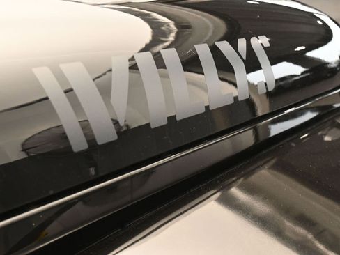 Used 2024 Jeep Gladiator Sport image 49