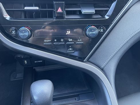 Used 2024 Toyota Camry LE image 30