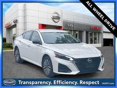 Used 2024 Nissan Altima 2.5 SV