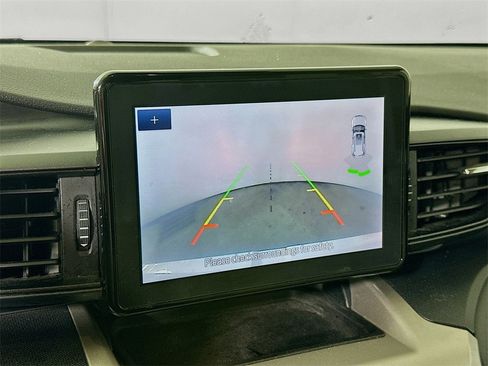 Used 2020 Ford Explorer Base image 10