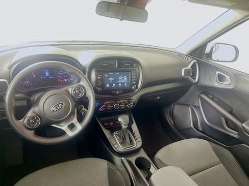 Used 2020 Kia Soul S FWD image 22