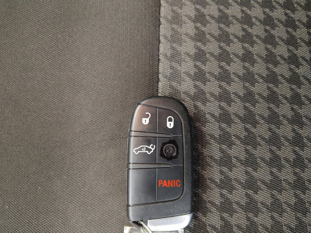 Used 2019 Dodge Challenger SXT RWD image 32