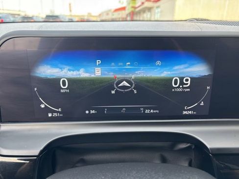 Used 2024 Kia Seltos S image 12