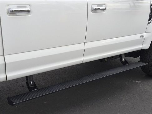 Used 2020 Ford F250 Lariat w/ Lariat Ultimate Package image 10