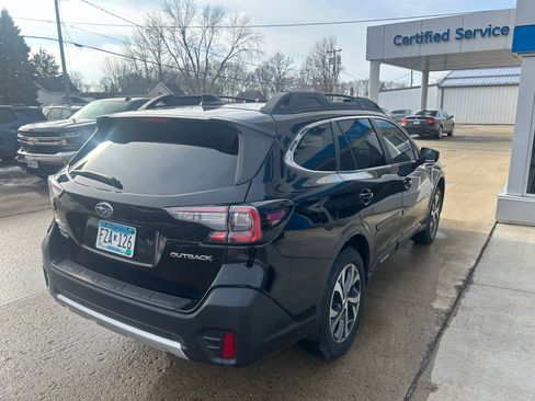 Used 2021 Subaru Outback Limited image 5