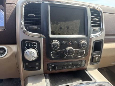 Used 2014 RAM 1500 Laramie w/ Convenience Group AWD/4WD image 6