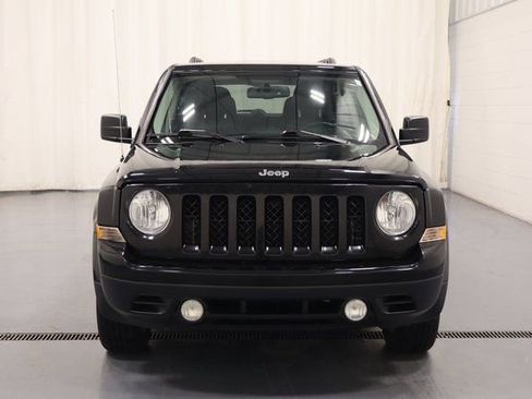 Used 2015 Jeep Patriot High Altitude FWD image 4