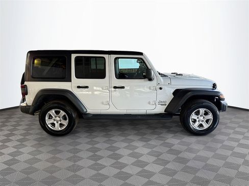 Used 2021 Jeep Wrangler Unlimited Sport image 5