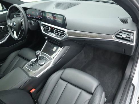 Used 2020 BMW 330i Sedan w/ Convenience Package image 18