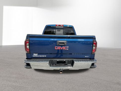 Used 2017 GMC Sierra 1500 SLT w/ SLT Premium Package AWD/4WD image 4