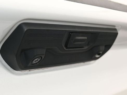 Used 2024 Chevrolet Silverado 1500 High Country image 45