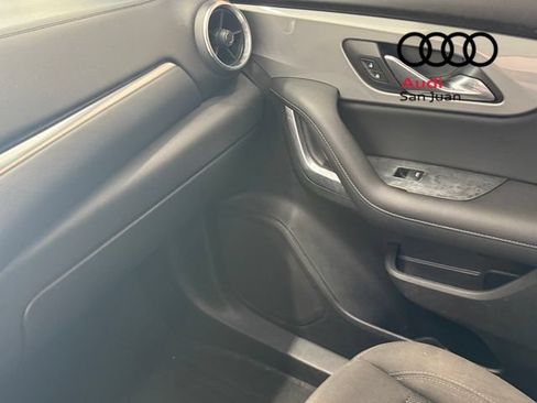 Used 2019 Chevrolet Blazer LT FWD image 33
