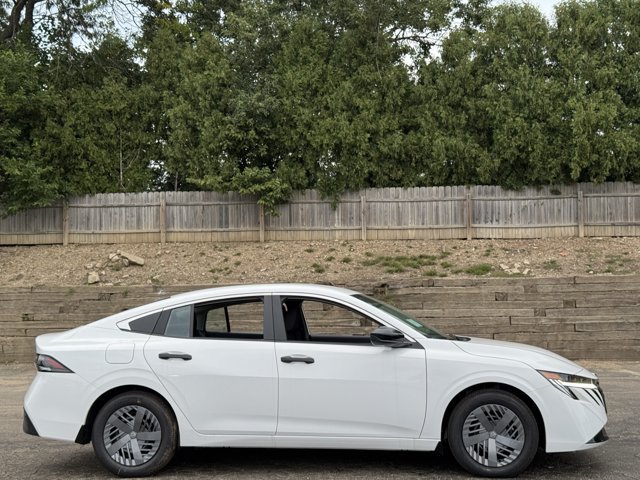 New 2027 Nissan Sentra S w/ Floor Mat Package FWD image 3