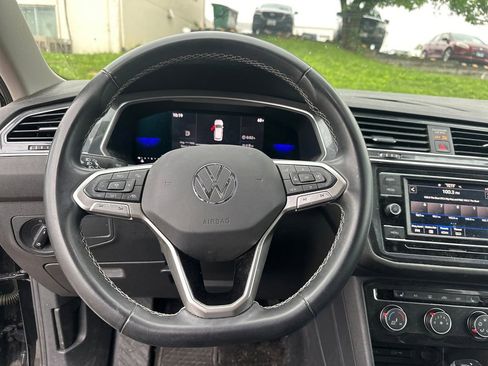 Used 2022 Volkswagen Tiguan S FWD image 10