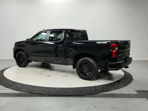 Used 2023 Chevrolet Silverado 1500 Custom AWD/4WD image 6