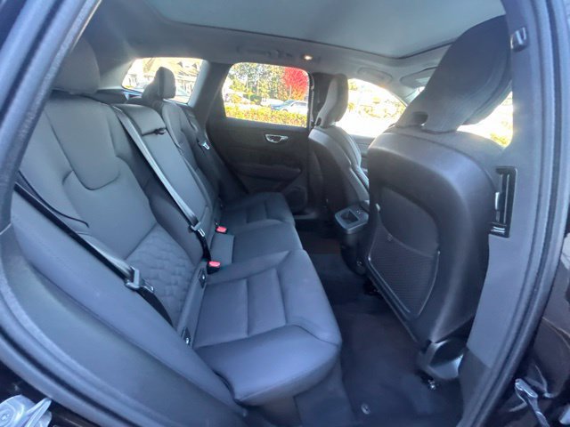 Used 2026 Volvo XC60 B5 Plus AWD/4WD image 13