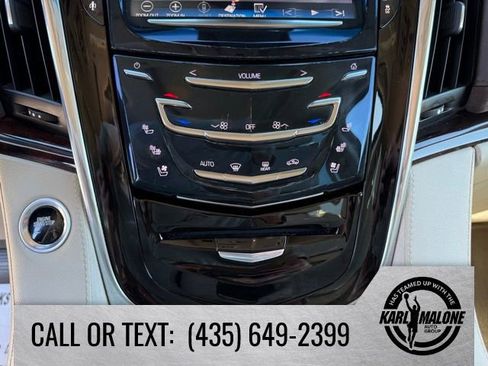 Used 2015 Cadillac Escalade Premium AWD/4WD image 21