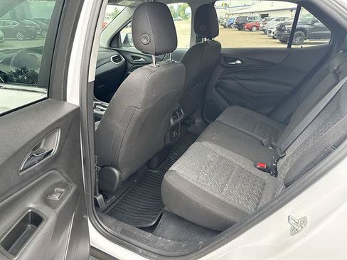 Used 2024 Chevrolet Equinox LT FWD image 54