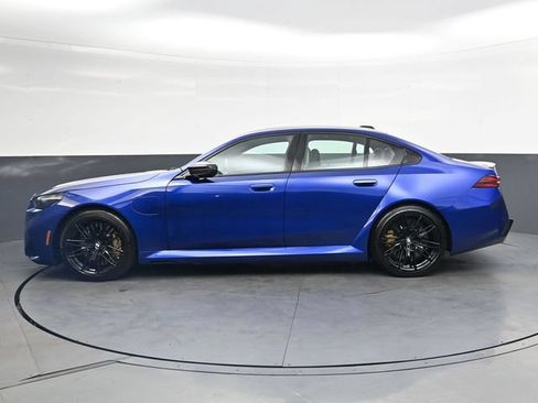 Used 2025 BMW M5 w/ Carbon Package AWD/4WD image 9