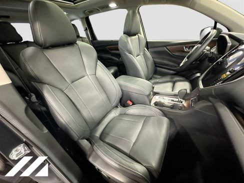 Used 2025 Subaru Ascent Touring AWD/4WD image 33