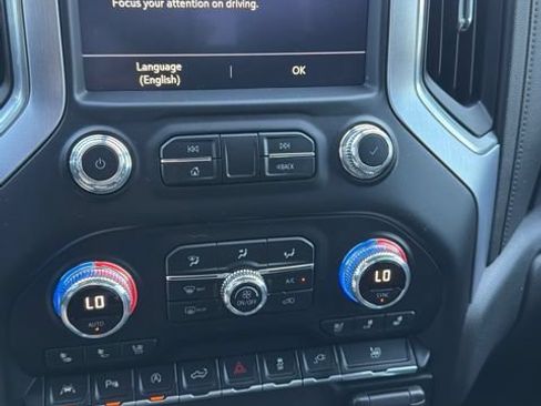 Used 2020 GMC Sierra 1500 SLT w/ SLT Premium Plus Package RWD image 16