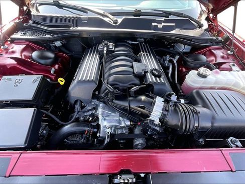 Used 2022 Dodge Challenger R/T Scat Pack image 9