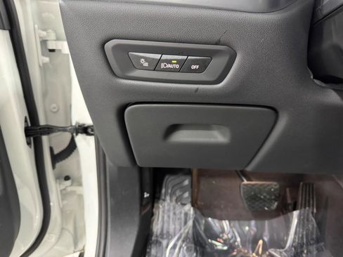 Certified 2025 BMW X5 xDrive40i image 29