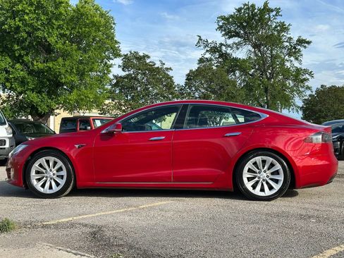 Used 2017 Tesla Model S 75D image 3